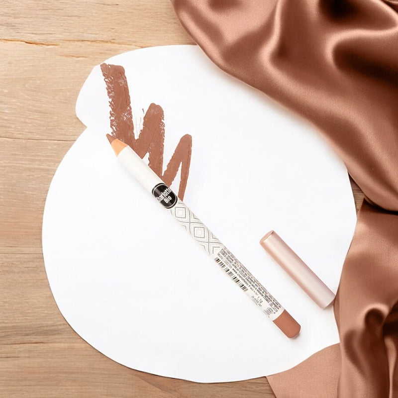 Charlotte Bio - Crayon lèvres longue tenue nude brun BIO 1.1g