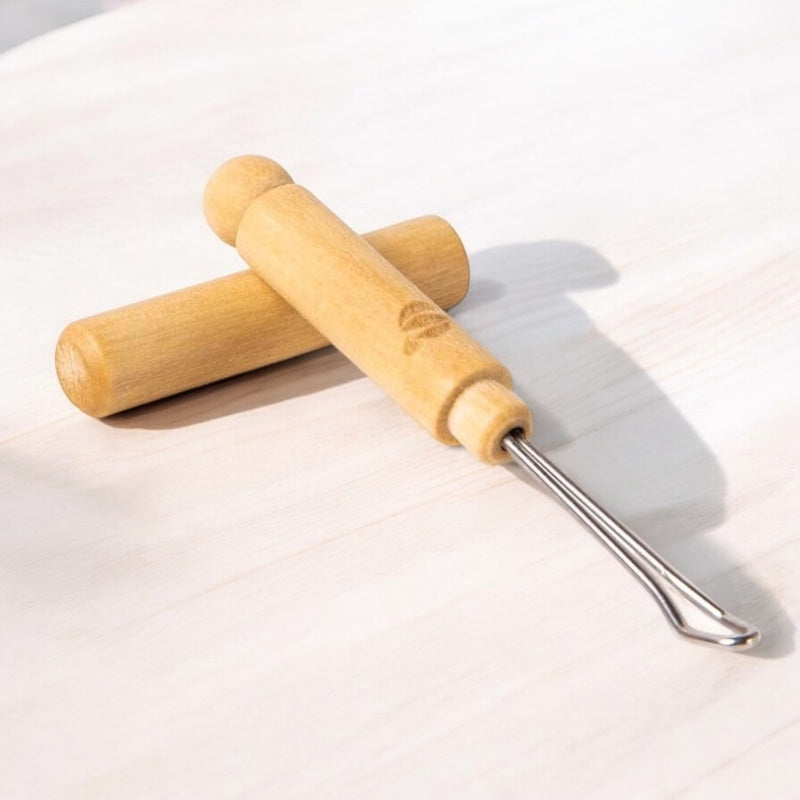 Anaé - Cureoreille escurette naturel en bois