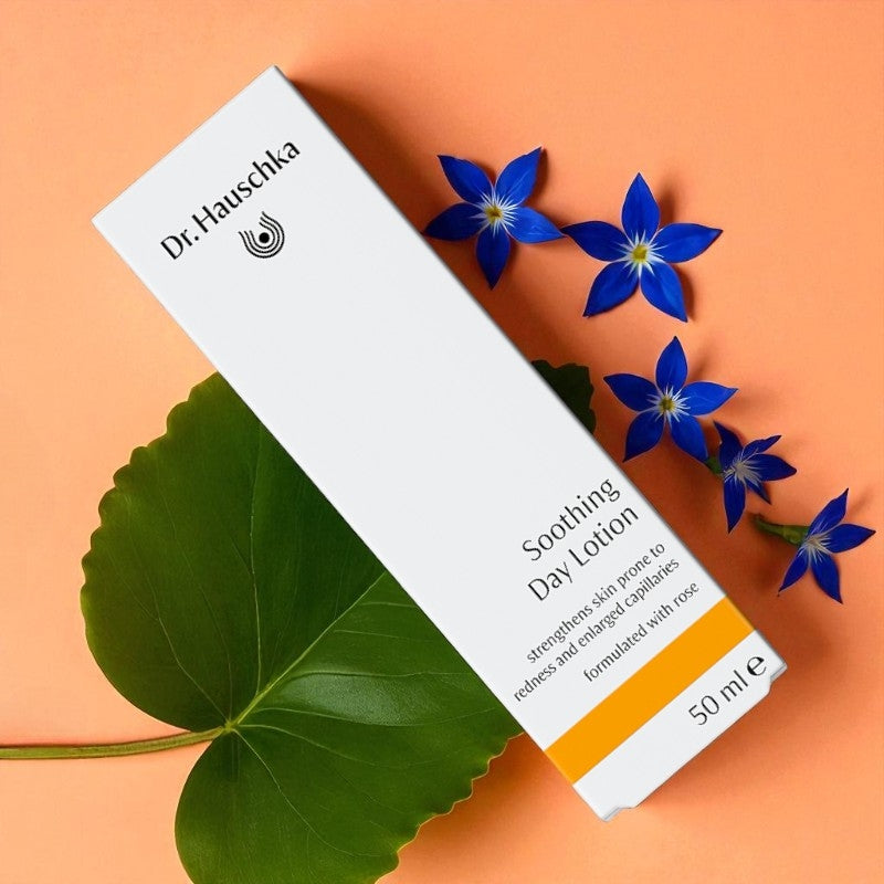 Dr. Hauschka - Fluide de jour apaisant BIO bourrache & alchémille 50ml